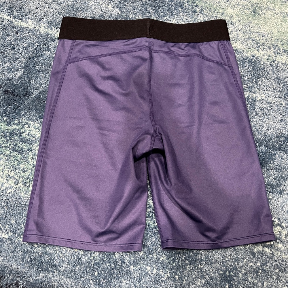 AVIA Shorts - Picture 2 of 3